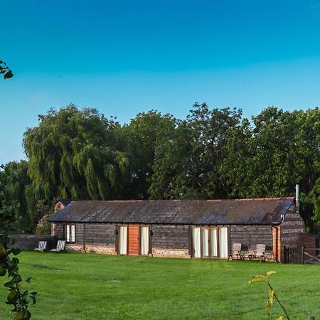 The Tool Shed Villa Wimborne Minster Exterior photo